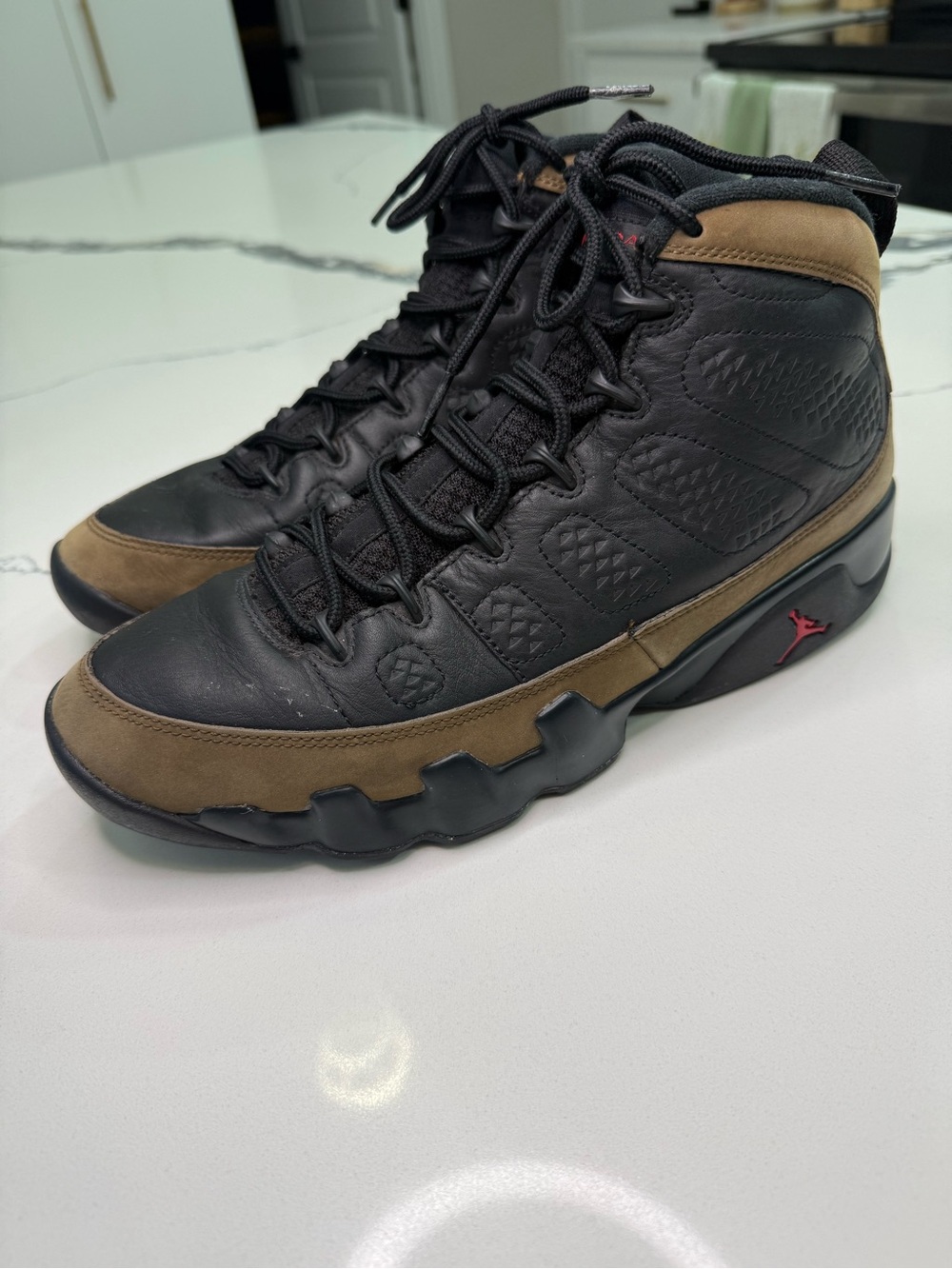 Air Jordan 9 Retro Olive 2024 Black True Red Light Olive Men's Size 10